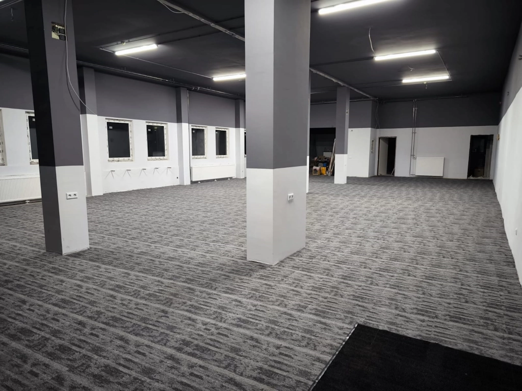 Renovierungsarbeiten Fußboden Vereinsheim