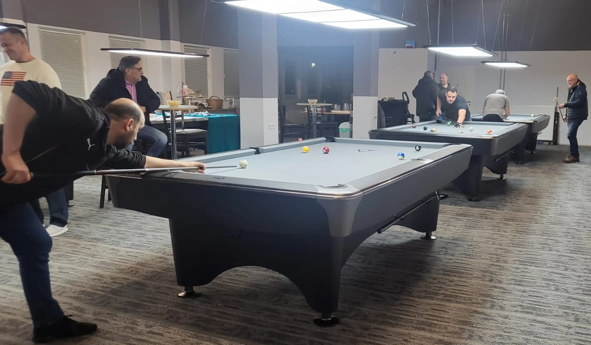 Test der neuen Billard-Tische